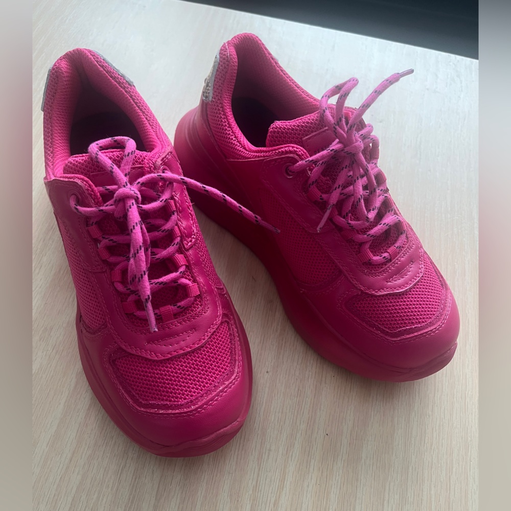 Rebecca Minkoff Women's Pink Athletic Shoes Sz 6